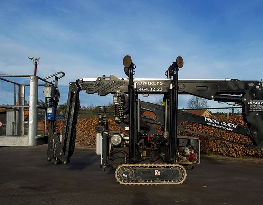 Nacelle araignée 16 m - sur chenilles